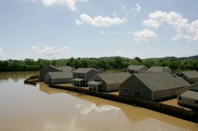 photograph of flood neighborhood in Nashville 2010